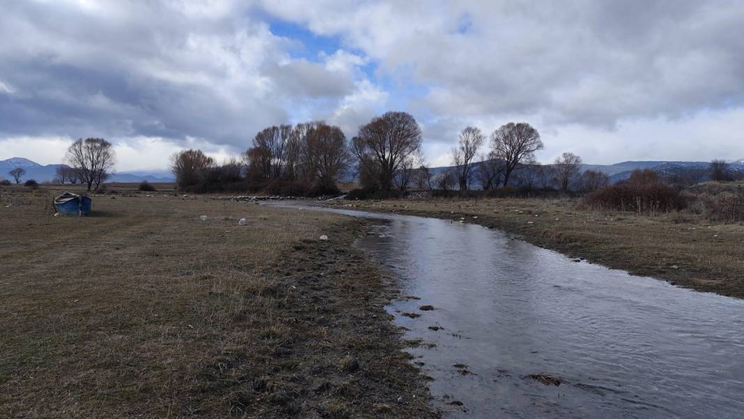 Karlar eriyor, Konya'yı besleyen göller doluyor 18